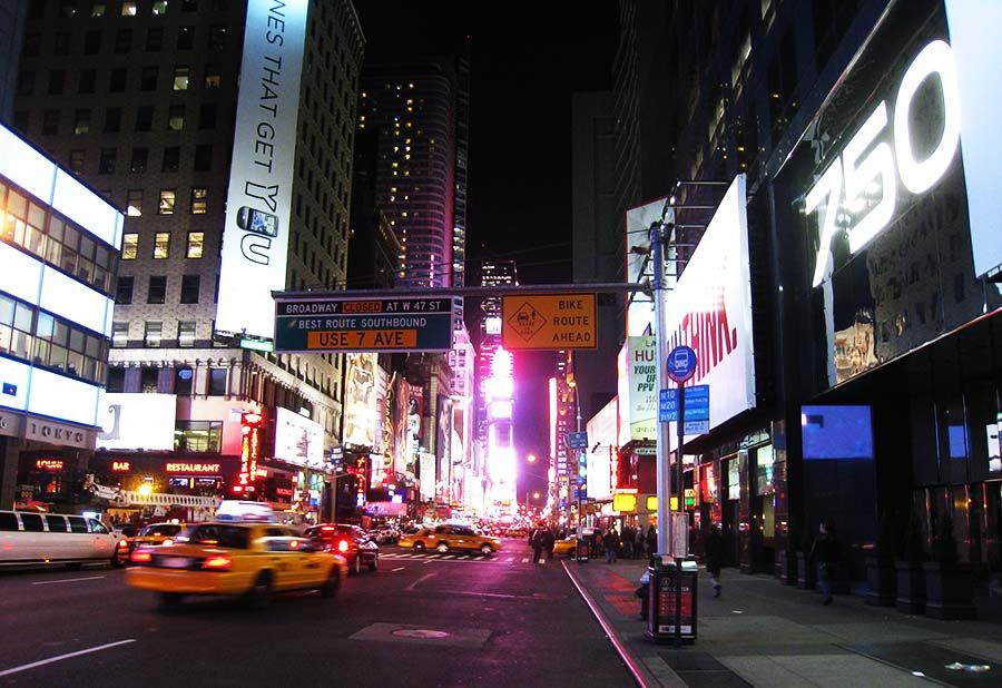 Times Square durante un viaje de cinco días por Nueva York