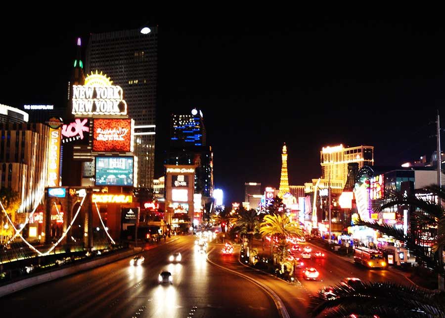 The Strip de Las Vegas durante la noche