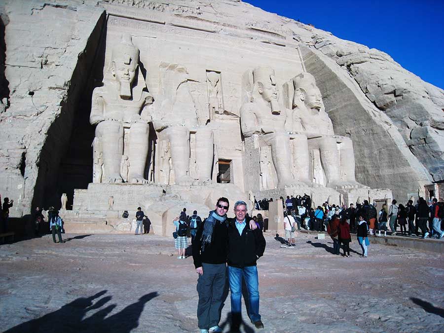 Templos de Abu Simbel durante un viaje por Egipto