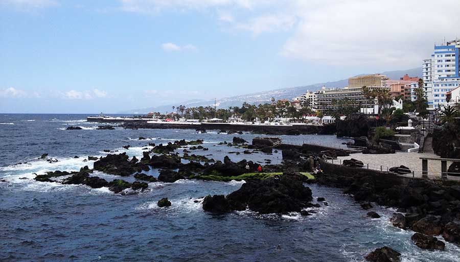 Puerto de la Cruz durante una ruta por Tenerife