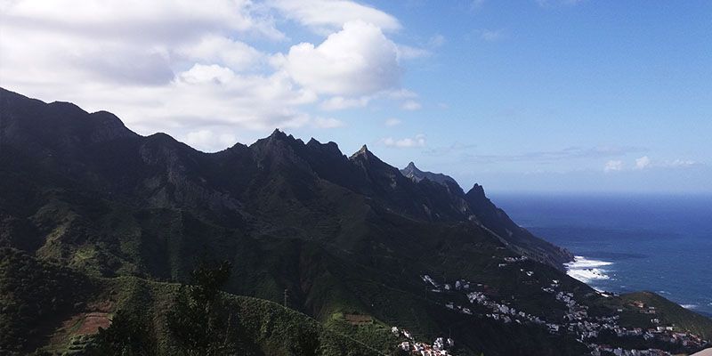 Taganana entre las montañas de Anaga