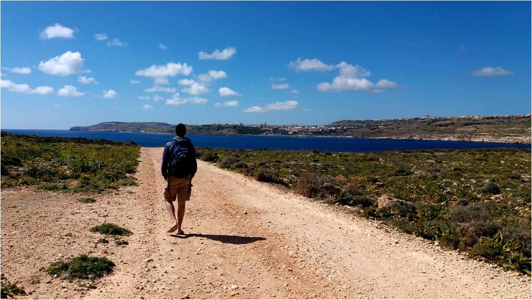 Qué ver en Malta - Trekking en Isla de Comino