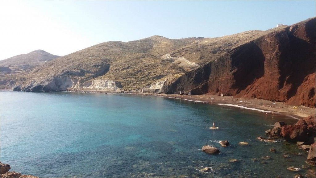 Playa de Red beach en Santorini - Grecia