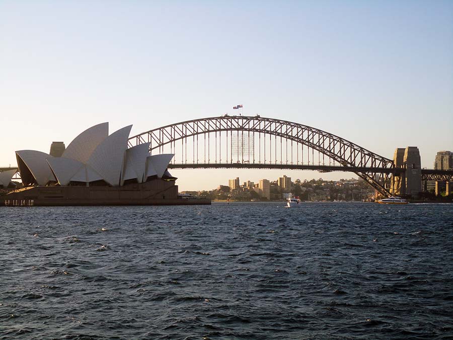 Ópera de Sídney y Harbour Bridge desde Mrs Macquarie’s Chair