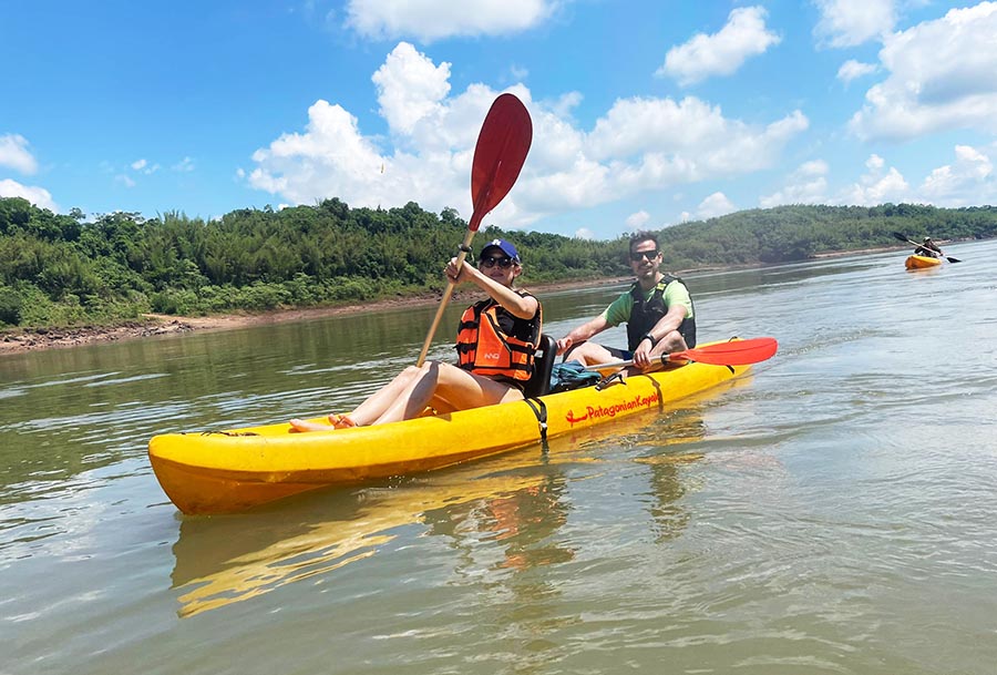 Kayak por el Rio Parana