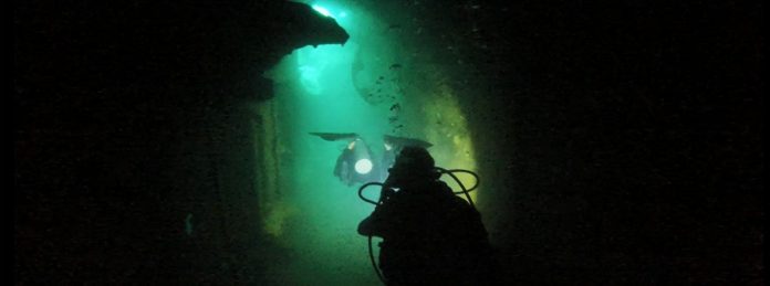 Bucear en barcos hundidos (Filipinas)