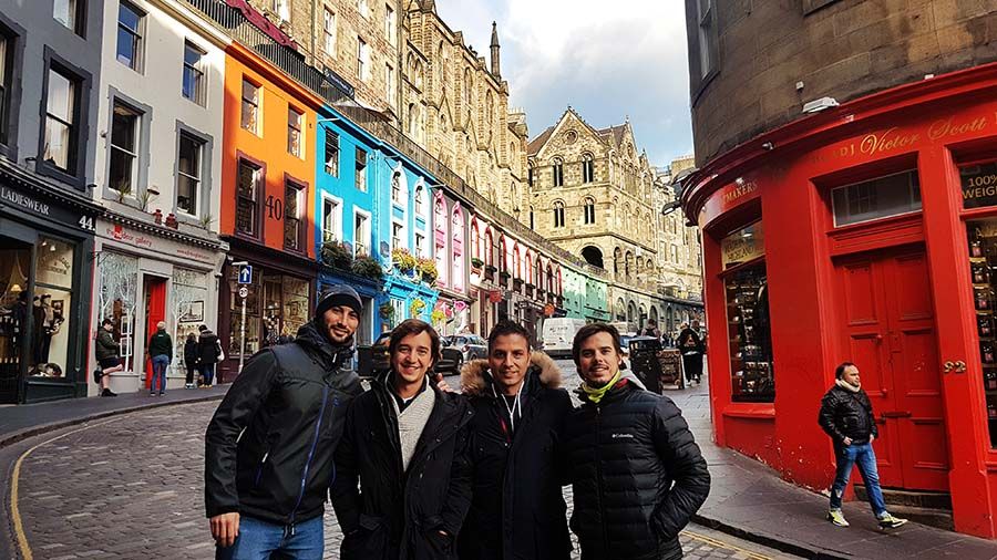 Victoria Street en Edimburgo
