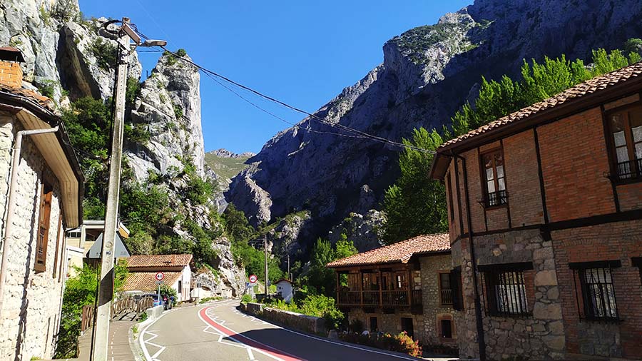 Carretera Desfiladero de La Hermida