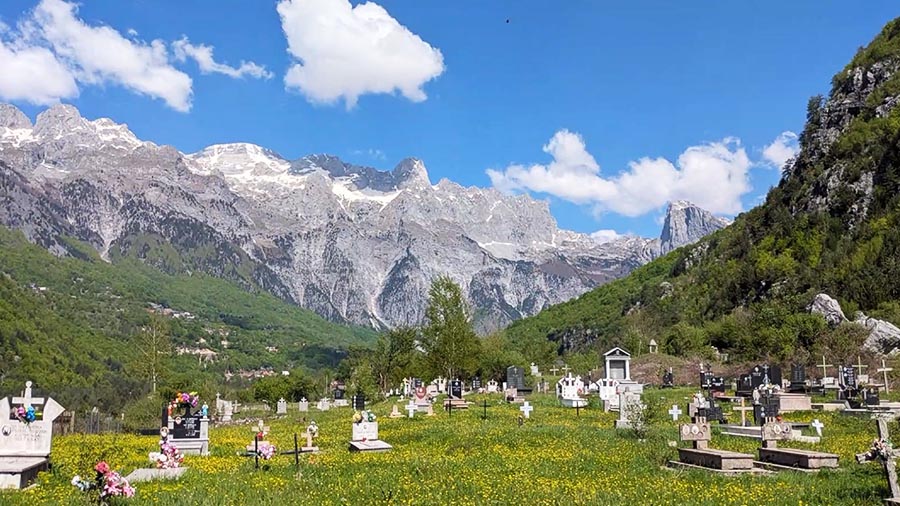 Cementerio en Theth