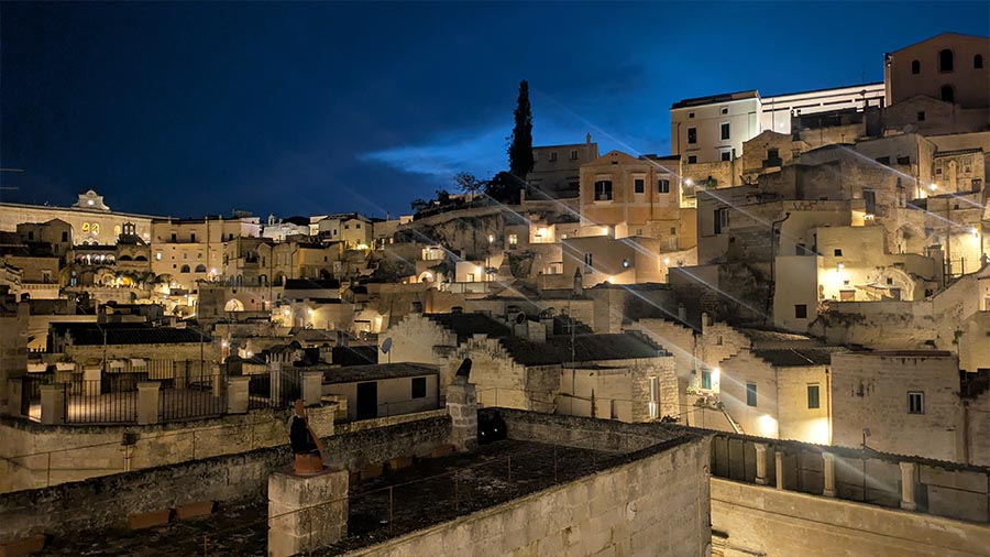 Cenar de noche en Matera