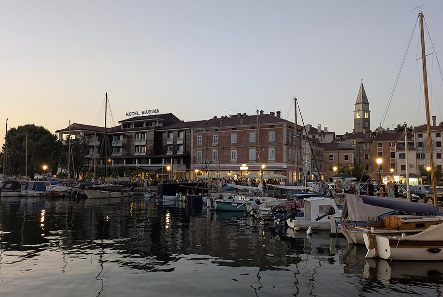 Izola
